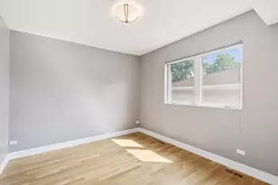 6339 N Leona Ave, Chicago, IL 60646 - Photo 16