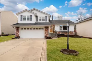 1031 W Shedron Way, Lombard, IL 60148 - Photo 1