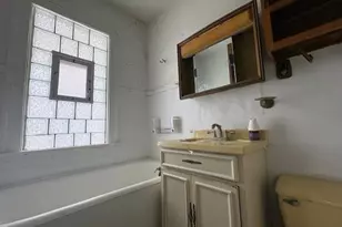 10607 S May St, Chicago, IL 60643 - Photo 8