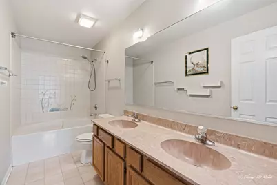 812 Old Checker Road, Buffalo Grove, IL 60089 - Photo 14