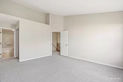 812 Old Checker Road, Buffalo Grove, IL 60089 - Photo 12