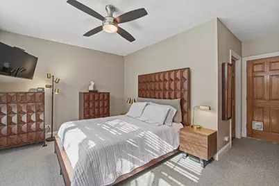 4323 W Peterson Avenue, Chicago, IL 60646 - Photo 14