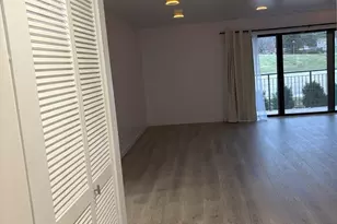 301 Lake Hinsdale Dr, Willowbrook, IL 60527 - Photo 6