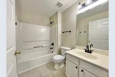 343 Abington Woods Drive, Aurora, IL 60502 - Photo 6