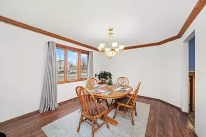 7201 W 110th Street, Worth, IL 60482 - Photo 4