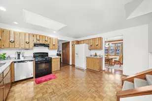 7201 W 110th St, Worth, IL 60482 - Photo 8