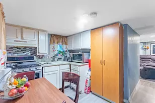 3217 S Ridgeway Ave, Chicago, IL 60623 - Photo 12