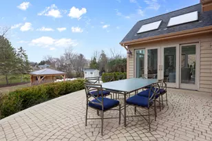 22 Aintree Rd, Saint Charles, IL 60174 - Photo 30