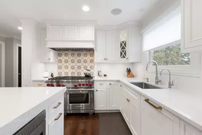 22 Aintree Road, Saint Charles, IL 60174 - Photo 8