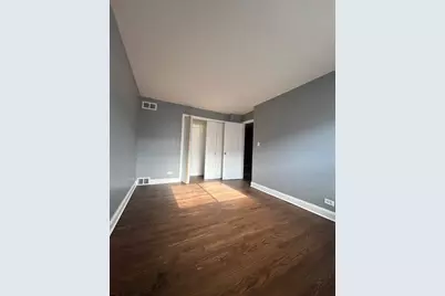 9463 Niles Center Road #E, Skokie, IL 60076 - Photo 12