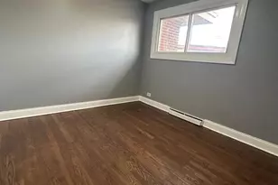 9463 Niles Center Rd, Skokie, IL 60076 - Photo 8