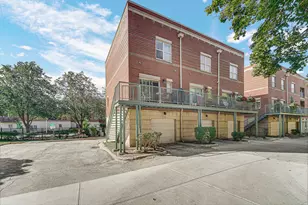 1150 E 46th St, Chicago, IL 60653 - Photo 14