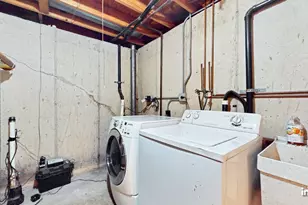 1447 Sutter Dr, Hanover Park, IL 60133 - Photo 20