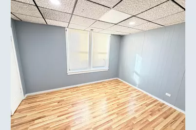 2717 W Peterson Avenue #2, Chicago, IL 60659 - Photo 12