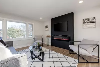 9132 Lincolnwood Drive, Evanston, IL 60203 - Photo 8