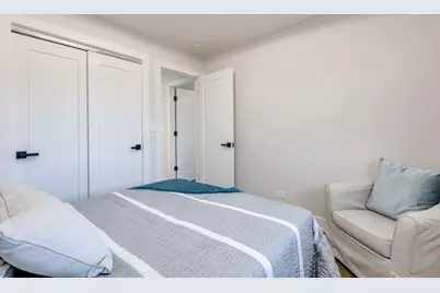 9132 Lincolnwood Drive, Evanston, IL 60203 - Photo 26