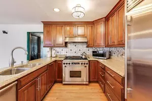 858 Academy Ave, Matteson, IL 60443 - Photo 8