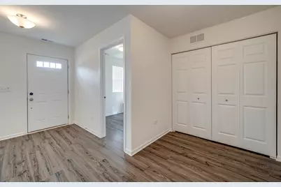 4138 Irving Road #4138, Aurora, IL 60504 - Photo 8