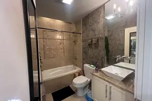4021 S Ellis Ave, Chicago, IL 60653 - Photo 6