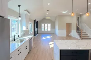 4951 W 86th St, Burbank, IL 60459 - Photo 4