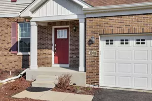 3108 Manchester Dr, Montgomery, IL 60538 - Photo 2