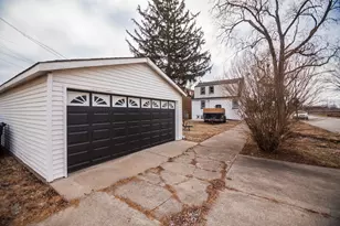 1156 W 102nd St, Chicago, IL 60643 - Photo 4