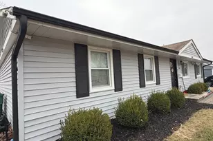 709 Hudson Ave, Romeoville, IL 60446 - Photo 2