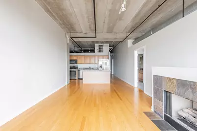 811 W 15th Place #806, Chicago, IL 60608 - Photo 6