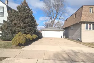 5708 84 Pl, Burbank, IL 60459 - Photo 10