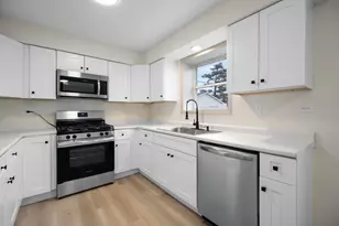 1320 S 3rd Ave, Kankakee, IL 60901 - Photo 8