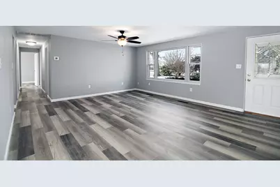 85 N 2750W Road, Kankakee, IL 60901 - Photo 6