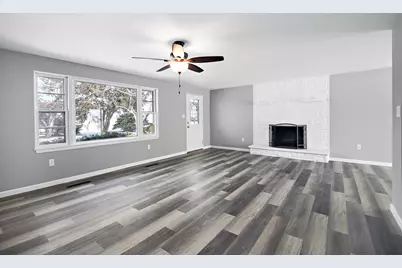 85 N 2750W Road, Kankakee, IL 60901 - Photo 4