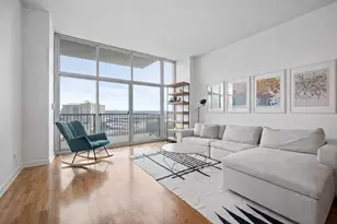 1600 S Indiana Ave, Chicago, IL 60616 - Photo 2