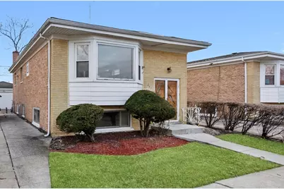 241 Zuelke Drive, Bellwood, IL 60104 - Photo 2