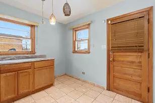 241 Zuelke Dr, Bellwood, IL 60104 - Photo 22