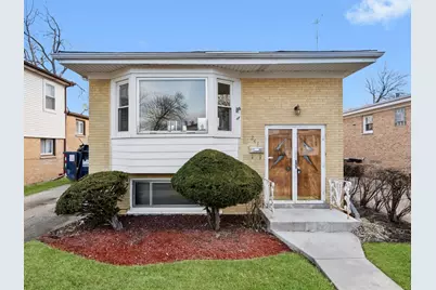 241 Zuelke Drive, Bellwood, IL 60104 - Photo 1