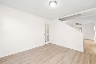 2433 S 17th Ave, Broadview, IL 60155 - Photo 8