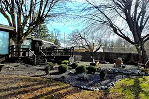 1946 Elmwood Dr E, Quincy, IL 62301 - Photo 32