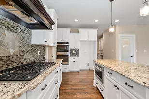 8485 Stone Creek Blvd, Frankfort, IL 60423 - Photo 18