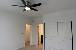 287 Kingsport Dr, South Elgin, IL 60177 - Photo 6