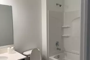 287 Kingsport Dr, South Elgin, IL 60177 - Photo 8