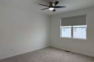 287 Kingsport Dr, South Elgin, IL 60177 - Photo 10