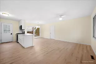 131 Bullard St, Poplar Grove, IL 61065 - Photo 6