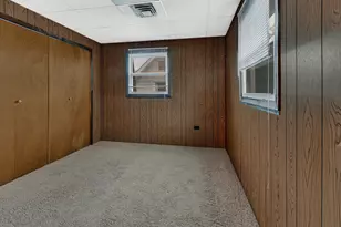 12919 E Playfield Dr, Crestwood, IL 60418 - Photo 14