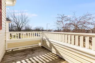 322 Ogden Falls Blvd, Oswego, IL 60543 - Photo 2