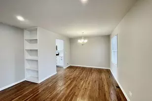 15 Bradley Ln, Hoffman Estates, IL 60169 - Photo 8