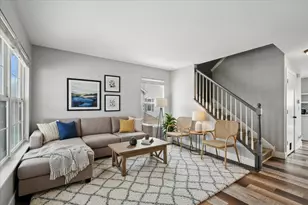 1297 Holly Ct, Antioch, IL 60002 - Photo 2