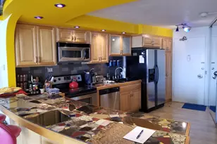 300 N State St, Chicago, IL 60654 - Photo 2