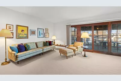 670 Edgemont Lane, Hoffman Estates, IL 60169 - Photo 6