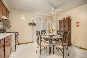 936 E 84th Pl, Chicago, IL 60619 - Photo 6